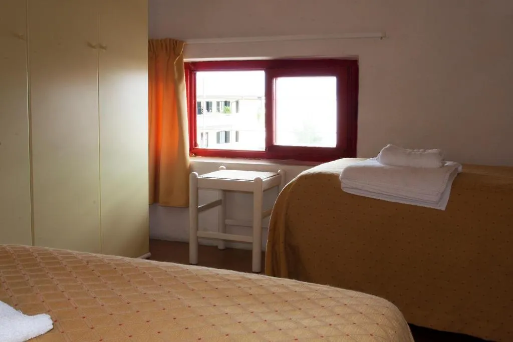 Residence Poggio Al Lago Сирмионе Италия