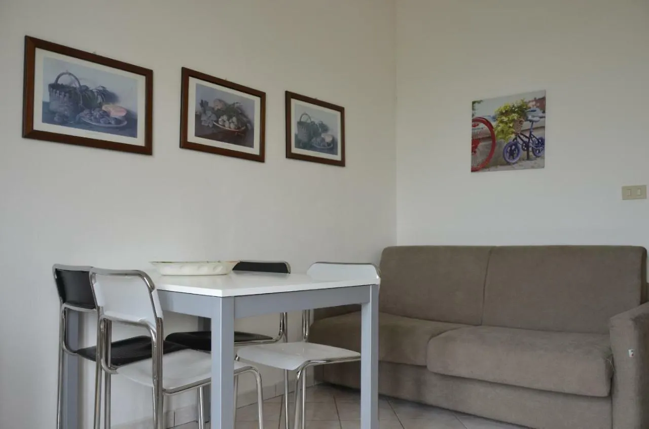 Residence Poggio Al Lago Сирмионе