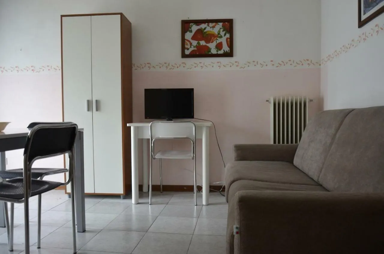 Residence Poggio Al Lago Сирмионе Апартаменты