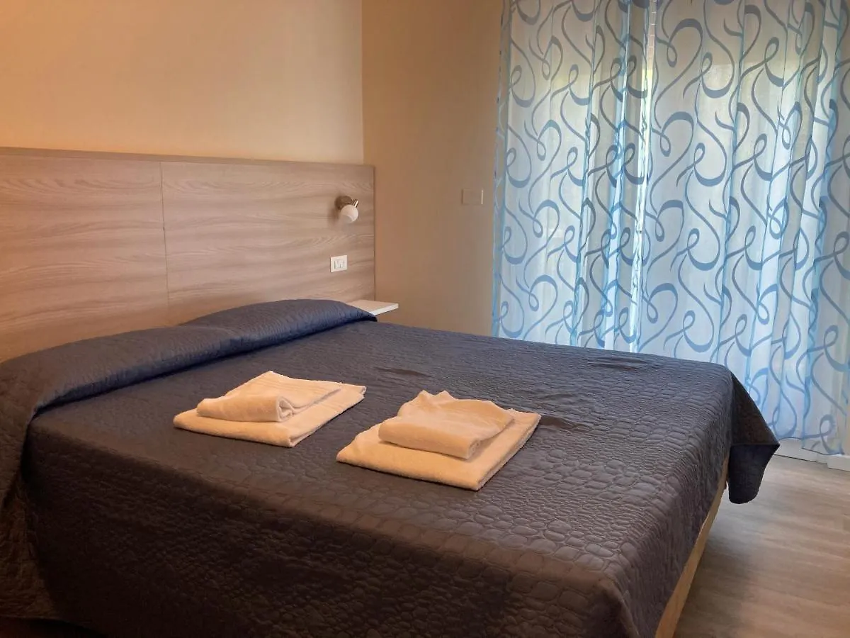 Apartment Residence Poggio Al Lago Sirmione Italy