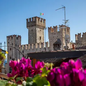  Apartment Sirmione4u - Domus By The Castle
